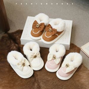 Buty zimowe dzieci śnieg dziewczęta moda łuk Plush zagęszcza ciepłe bawełniane buty studentki bez poślizgu kostki 231218