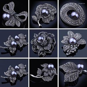 Broschen Vintage Schwarze Perle Kristall Blume Brosche Rosette Pins Für Frauen Elegante Hochzeit Schmuck Kleid Corsage 2023