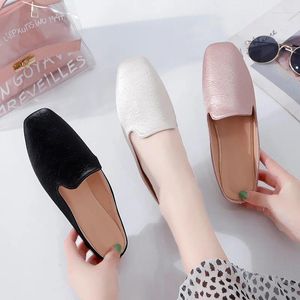 Slippers Western Style Square Head Half Fashion Bow Indoor Flip Flops Flat Bottom Baotou Women's Sandals