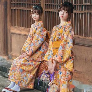 Roupas étnicas Kimono Mulheres Vestido Melhoria Japonês Roupão Amarelo Bonito Menina Tiro Po