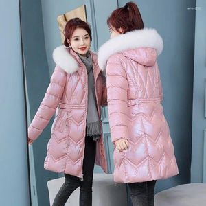 Kvinnors dikerockar Bright Down Cotton Winter Jacket Midlängd Korean Fashion Päls krage Huven Slim Montering Elegant Overcoat Parkas Z2907