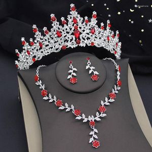 Halsband örhängen set silverfärger röd krona med tiaras blommor design asfalterade lysande uppsättningar för brudbröllop