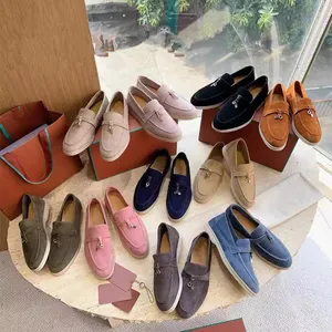 LP Kvinnor Skor Mensskor från kontoret Sneaker Suede Flat Shoes Men Shoes Woman Loafers Metal Lock Dekorera Round Toe Flat Mules Casual Shoes Summer Ladies Shoe