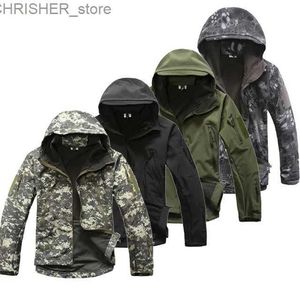 タクティカルジャケットLurker Shark Skin Softshell V5 Military Tactical Jacket Men Waterproof Coat Camouflage Hooded Army Camo Clothingl231218