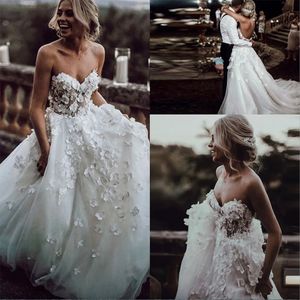 Abiti da sposa floreali in pizzo 3D A Line Abiti da sposa Bohemian Country Sweetheart sexy senza schienale Sweep Train Tulle Abiti da sposa Plus Size