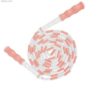 フィットネス用ジャンプロープジャンプロープソフトビーズセグメントでスキッププレミアム調整可能な子供用の調整可能なジャンプロープ（ピンクグリーンパープル）L23118