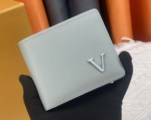 Erkek tasarımcı cüzdanları lüks çok kısa cüzdanlar metal mektup işareti portefeuille kart sahipleri yüksek kaliteli erkek fatura küçük debriyaj çantası kutu