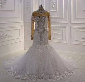 2024 Abito da sposa a sirena di lusso Collo alto con perline di cristallo Fiori di pizzo 3D Arabo saudita Custom Made Donna Abiti da sposa Abiti formali Abiti da sposa