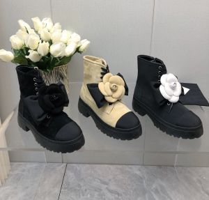 Kobiet marki luksusowy projektantki zimowe buty kostki w muszce moda oryginalna skóra naturalna krowie zamszowe buty mieszane kolorowe obcasy buty z kanałami kwiatowymi