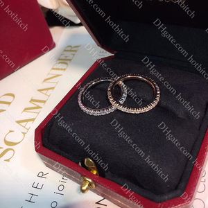 Förlovningsringar för kvinnor Designer Wedding Ring Womens Classic 925 Sterling Silver Jewelry Full Diamond Party Band Ring Wholesale