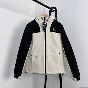 2022SS Berühmte Herrenjacke Männer Frauen Highs Qualität Casual Mäntel Schwarz Mode Designer Jacken Oberbekleidung Größe T66 370GM