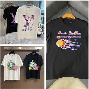 Summer Luxury Mens Designer T Shirt Men Men Black Tshirt Lett Mens Shirt Drukowane koszule z krótkim rękawem Zagraj w koszulki do koszykówki Ubrania odzieży ulicznej 1v