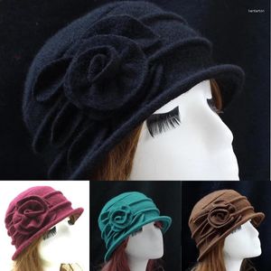 Beralar Vintage Retro Yün Erkek Şapkalar Sonbahar Kış Kışlı Kadın Sıcak Fedora Lady Luxury Zarif Hisset Beret Kapağı Kadın Şık Çiçek Cloche Şapka