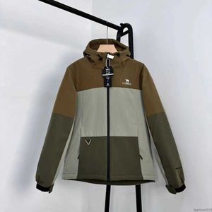 2022SS Berühmte Herrenjacke Männer Frauen Highs Qualität Casual Mäntel Schwarz Mode Designer Jacken Oberbekleidung Größe T66 21UYT