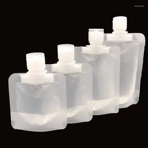 Bottiglie di stoccaggio 5 pezzi 30/50/100ml sacchetto di imballaggio a conchiglia stand up beccuccio sacchetto di plastica disinfettante per le mani lozione shampoo trucco fluido da viaggio