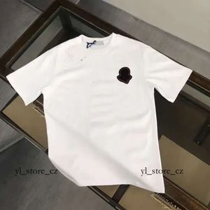 Monclair T Shir Mon Erkekler Tasarımcı T-Shirt Moda Çift Monclair Vest Tişört Lüks Kısa Kollu Yaz Pamuk Spor Topları Tees Monclairs 5290