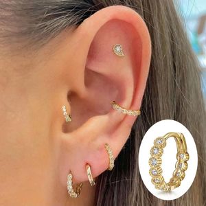 Orecchini a cerchio 1PC Trago Conchiglia Piercing all'orecchio Donne Cristallo Zircone Piccolo Huggie Sottile Cartilagine Orecchino Regalo di gioielli