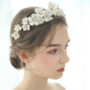 Gioielli per capelli per matrimoni Slbridal Cristallo fatto a mano Rinestone in pelle Teralone da sposa da sposa da sposa Principessa festa Crown Women Women Bridesmais Belietta