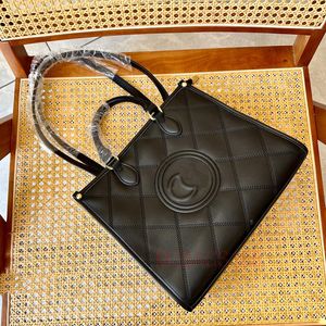 New Women Tote Bag Luxury Handbag Designer Black Metal Chain Handbag Large Capacity Crossbody Bag Fashion Bag Quilted Bag Classic Shoulder Bag Diamond Lattice