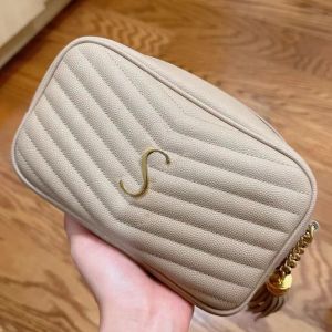 Clutch LOU Weiße Geldbörsen Kette Totes Sling Handtasche Schulter Damen Spiegelqualität Herren Leder Kamerataschen Sommerreisen Luxus Designermode Umhängetaschen