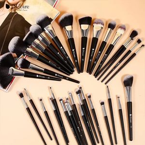 メイクアップブラシDucare Professional Makeup Brush Set 10-32pc Brushes Makeup Kit Synthetic Hair Foundation Power Eyeshadows Blending Beauty Tools 231218