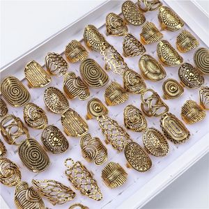 Band Rings Wholesale Bulk 20pcsLots Vintage Carved Flower Metal Golden Plated For Women Jewelry 231218