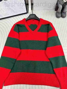 Women's Sweaters designer G Classic Red and Green Stripe Contrast Autumn/Winter New V-neck Loose fit Fashion generous Long sleeved Shirt JWV9