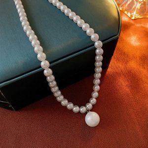 Pendant Necklaces Stringed Pearls Geometric Choker Necklace French Style All-Matching Clavicle Chain Women