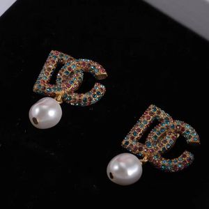 New fashion Color Diamond Letter Charm Earrings Women's Rhinestone Pearl Pendant Earrings Designer jewelry for party birthday gifts