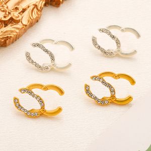 Orecchini di diamanti designer Stullo di alta qualità Donne Lettera di marca oro Sier inossidabile in acciaio inossidabile Orecchie di perle per la festa di gioielleria