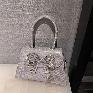 Evening Bags Shiny Clutch Women Bow Crystal Clip Purses And Handbags Luxury Designer Wedding Party High Quality 231219