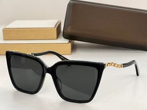 Sonnenbrille Damen für Herren Luxus 8255 Designer Diamant verzierte Bügel Stil Anti-Ultraviolett Retro Mode Brillen Aetate Quadratische Vollformatbrille Zufällige Box