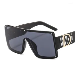 Sonnenbrille 2023 Fashion Square Männer Frauen Schild Goggle Gradienten Objektiv D Logo Rahmen Designer Sonnenbrille UV400