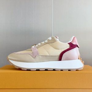 Womens Leather Fabric Casual Shoes S Designer Iconic Suede Detailing Sneakers Running Style Beige White Beige Pink Red White Black Ladies Sports S 553