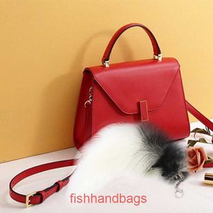 Borsa firmata Valextra Borse Iside New Fox Tail Dance Car Accessori Ciondolo 38 41 cm con logo reale