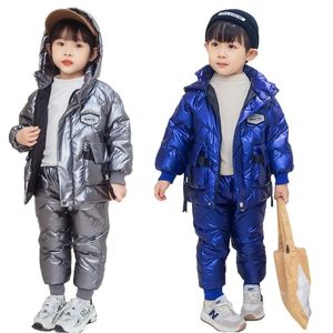 Zestawy odzieży Baby Boys Girls Ubrania zimowa kurtka dla dzieci zakauje kurtki w dół spodnie zagęszcza ciepłe dzieci płaszcze snowsuit 231218