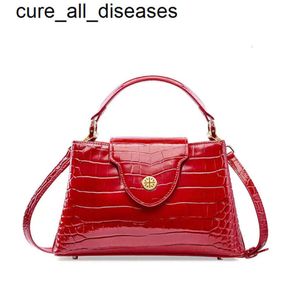 Luxury cowhide women's bag Europe and the United States casual fashion solid color shoulder zipper new dinner hand