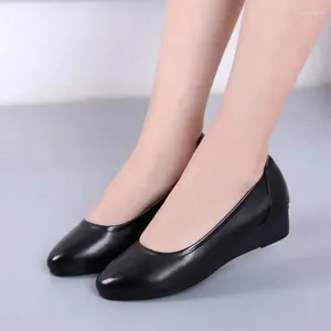 Dress Shoes Female Leather Soft Comfortable Mom Kitchen Work Flats Women's Wedges Boat