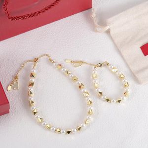 Luxury Designer Fashion Jewelry Set Women's 18k Gold Pearl Necklace Charm Bracelet Party Anniversary gift Accessory