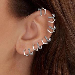 Çember Küpe Kadınlar İçin Piercing Basit Geometri Ol Mini Zircon Gümüş Renk Günlük Hediye Kabuklu Kulak Kıkırdak Takı Kae326