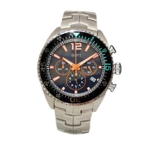 Mens designer F1 armbandsur orologio di lusso män tittar på Montre Japan Quartz Movement Chronograph Black Face Racer Watch323r