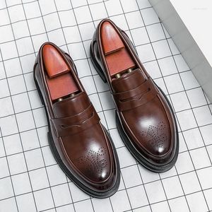 Kleid Schuhe Marke Retro Männer Brogue Stil Party Leder Formale Hochzeit Männliche Wohnungen Oxfords Slip On Loafers