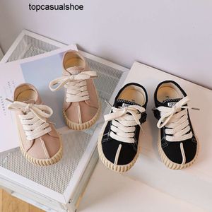 Margiela Shoes Children's Spring Canvas 2023 and Autumn New Boys' Magilla Cloth Shoes Soft Sole Korean Edition Girls' Casual Fake Split Toe Shoes