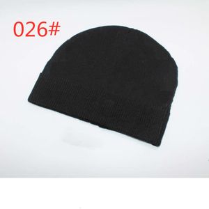 秋と冬の編み物の男性、子供向けの新しいカジュアル、多用途の冷たい帽子、温かいプリントニット帽子