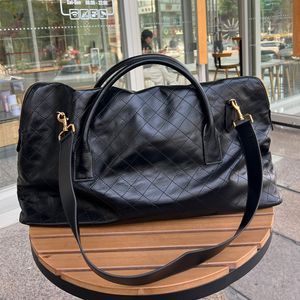 Fashion designer duffle bag high quality Genuine Leather travel large weekender totes bags portable luxurys handbags saintyslbag Diamond Lattice shopping bags