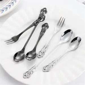 Servis uppsättningar Silver Set Knifit Fruit Fork Spoon Ice Flatware Rostfritt stål Cutlery Kitchen Silverware Tabelleris