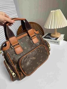 Designer Tote Bag New Luxury Casual Tote Women Handbag Men Large Capacity Crossbody Bags Designer Shoulder Bag