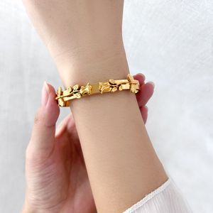 new high-end rose design bracelet, female internet celebrity bracelet, stainless steel 18k gold-plated wholesale