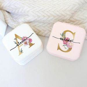 Caixas de joias Caixa de joias personalizadas Caixas de joias de viagem com nome perfeito casamento dama de honra amigos caixa de proposta de presente para ela 231218