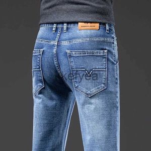 Herrbyxor 2023 sprautumn new Men's Light Blue Regular Fit Midwight Casual Jeans Classic Style Stretch Denim Fabric Pants Mane Brand J231219